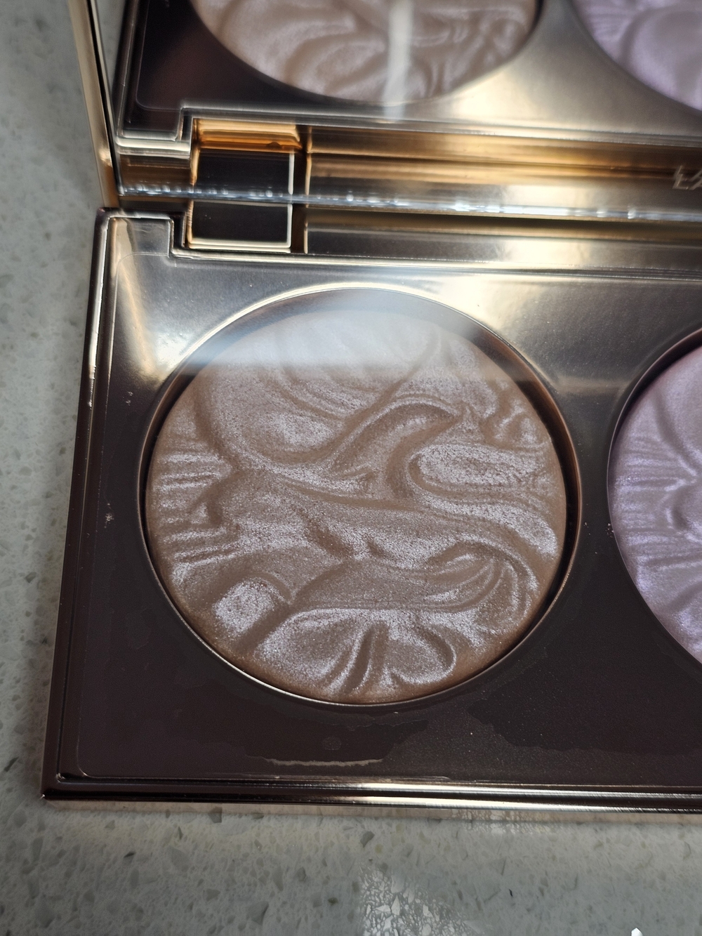 Laura Mercier Paint With Light Radiant Face Illuminator Trio Palette - Picture 5 of 13